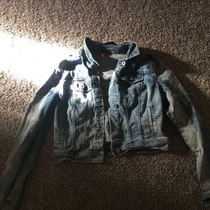 CROPPED JEAN JACKET